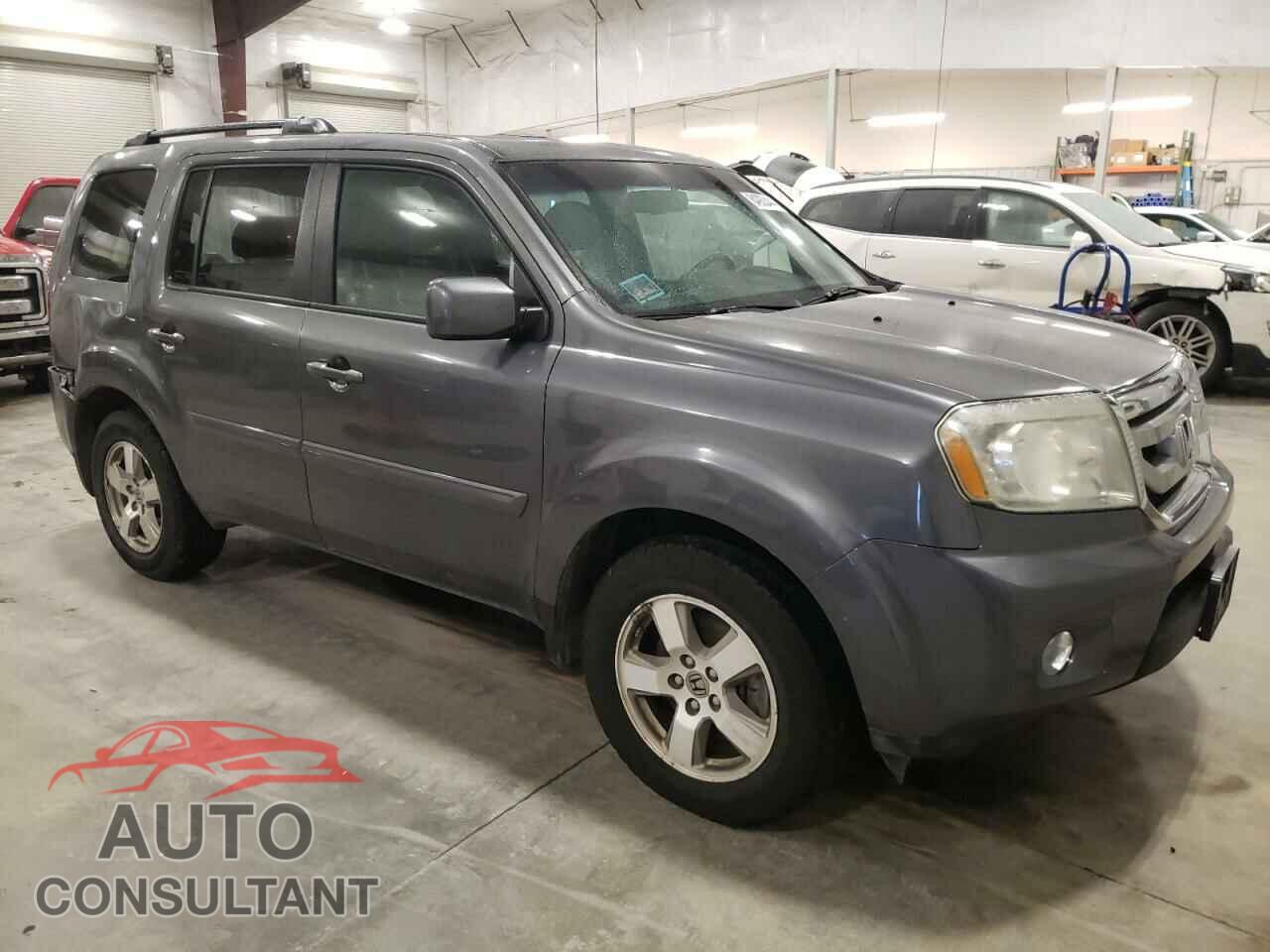 HONDA PILOT 2011 - 5FNYF4H74BB051709