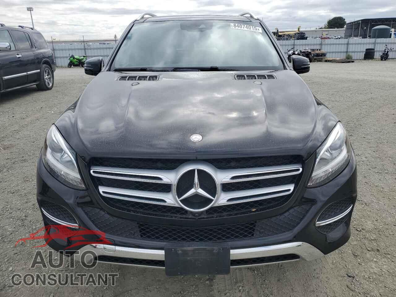 MERCEDES-BENZ GLE-CLASS 2017 - 4JGDA5HB8HA878357