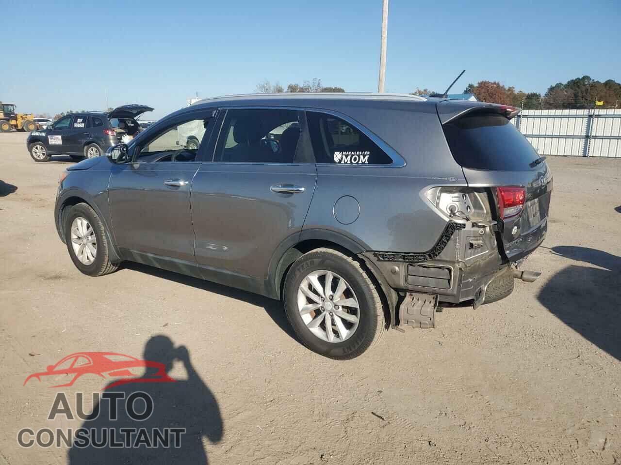 KIA SORENTO 2017 - 5XYPG4A56HG200544