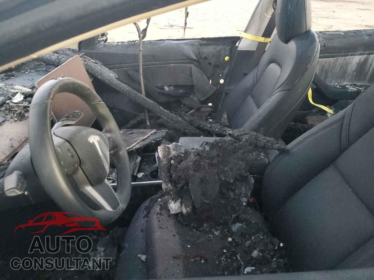 TESLA MODEL 3 2018 - 5YJ3E1EB8JF068404