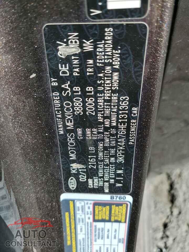 KIA FORTE 2017 - 3KPFK4A76HE131363