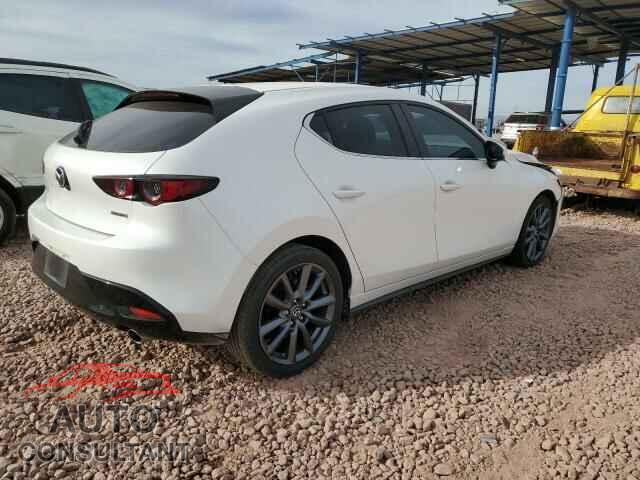 MAZDA 3 2021 - JM1BPAKL8M1333418
