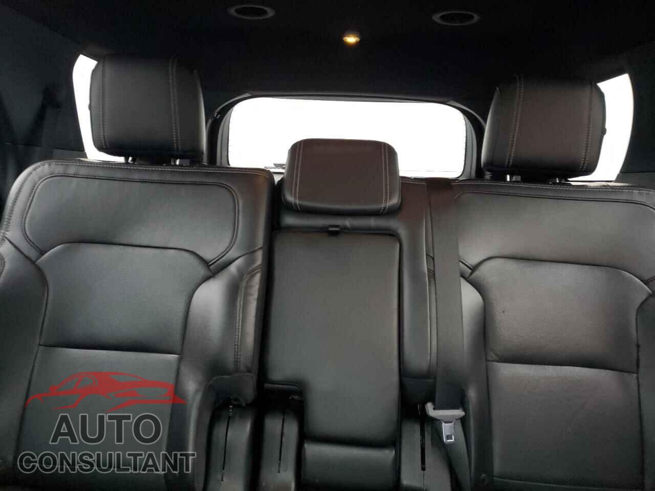 FORD EXPLORER 2018 - 1FM5K8F85JGB33224