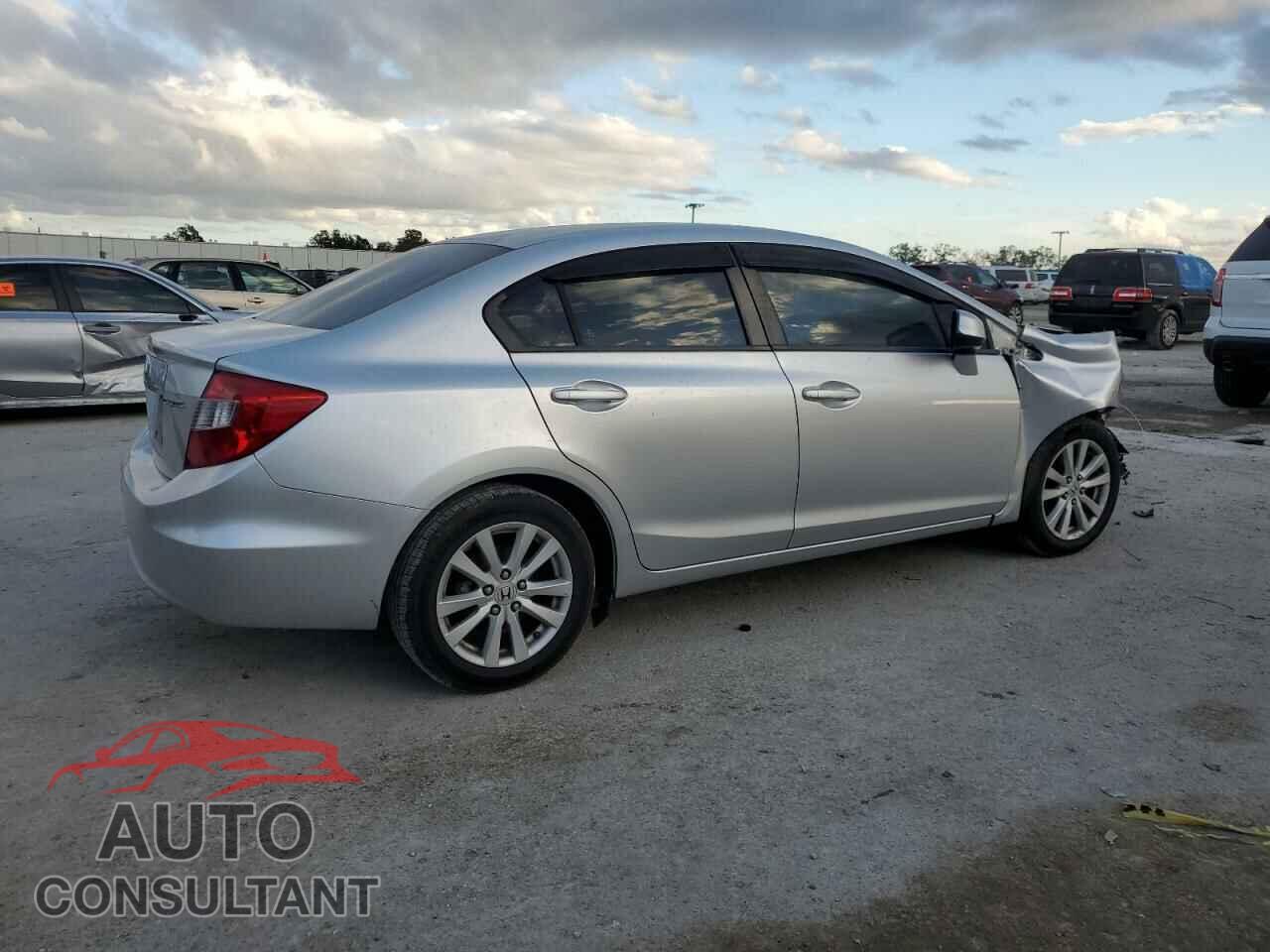 HONDA CIVIC 2012 - 2HGFB2F82CH309371