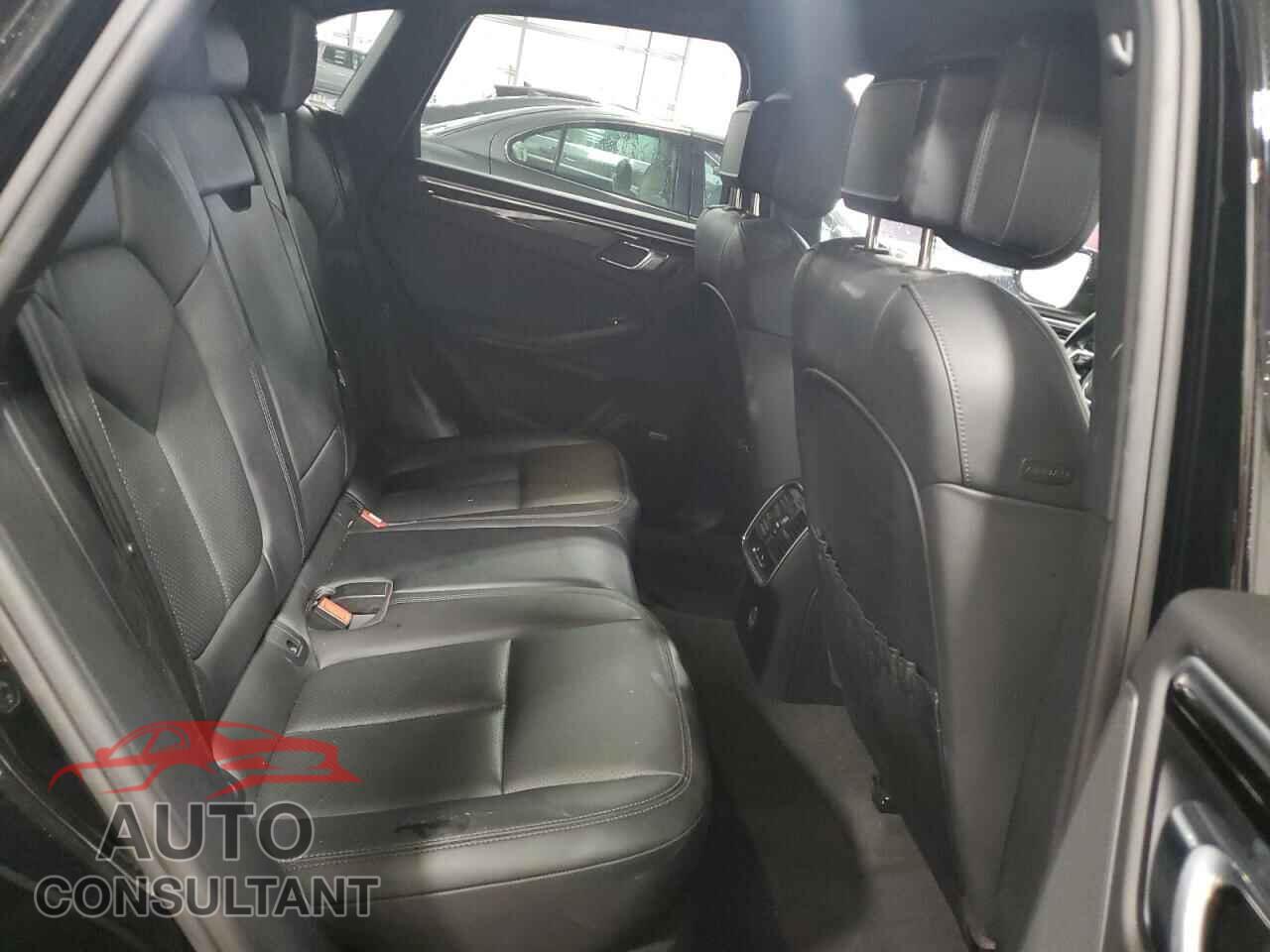PORSCHE MACAN 2019 - WP1AA2A57KLB02242
