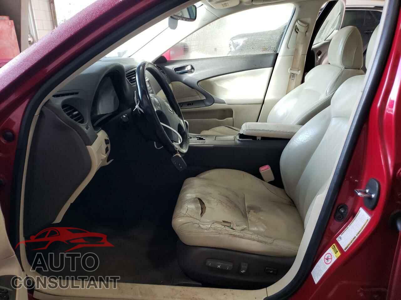 LEXUS IS 2010 - JTHBF5C28A5115546