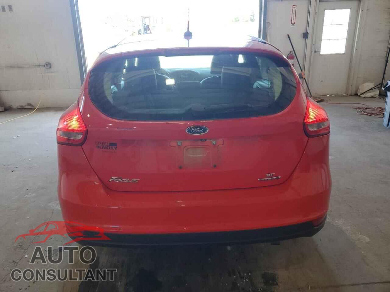 FORD FOCUS 2015 - 1FADP3K21FL361098