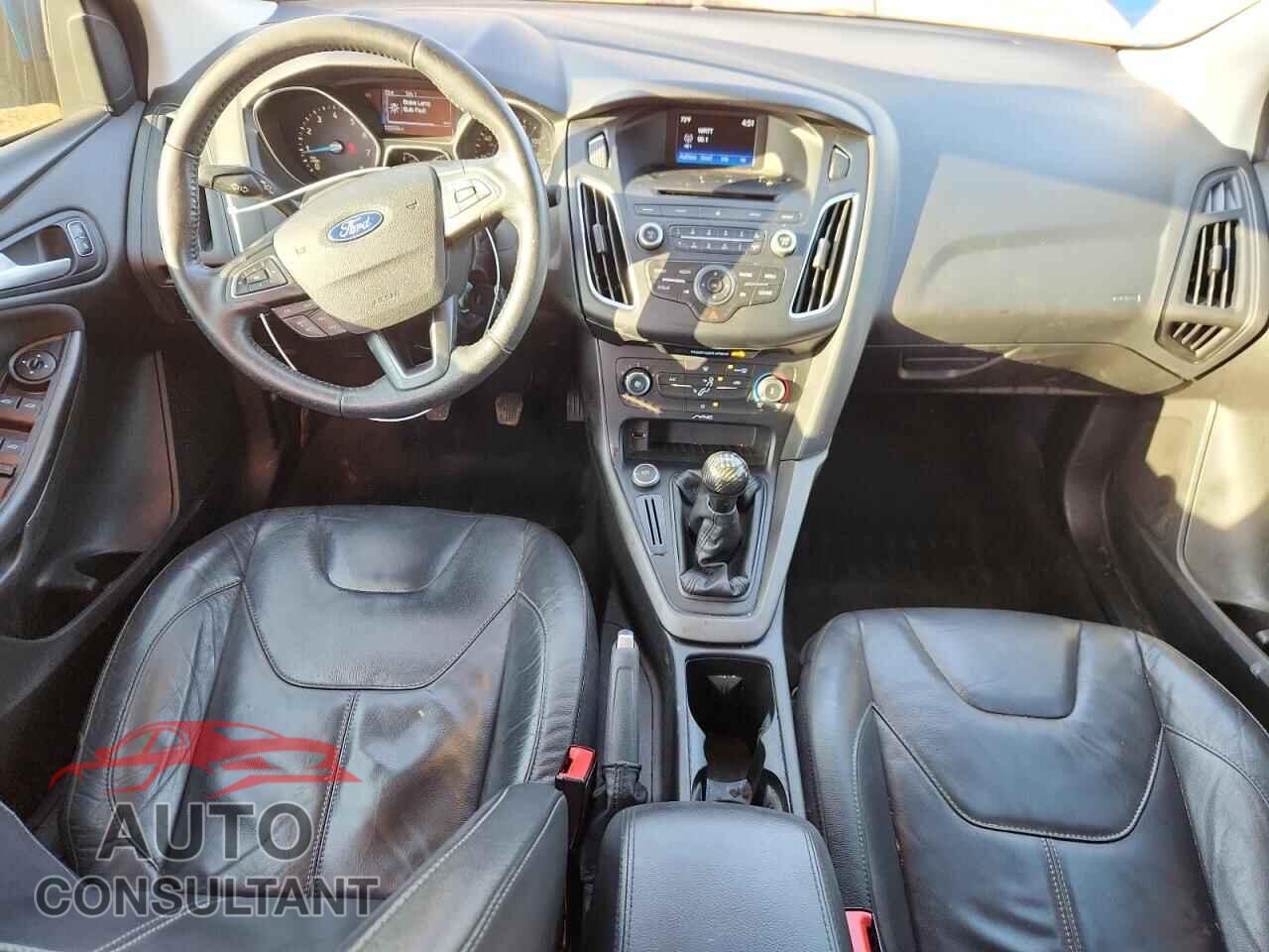 FORD FOCUS 2016 - 1FADP3F26GL335432