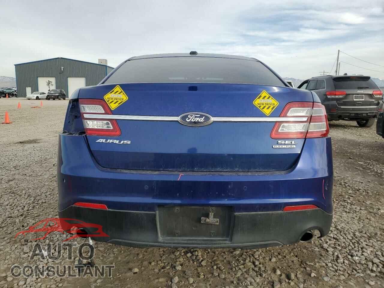 FORD TAURUS 2013 - 1FAHP2E81DG156558