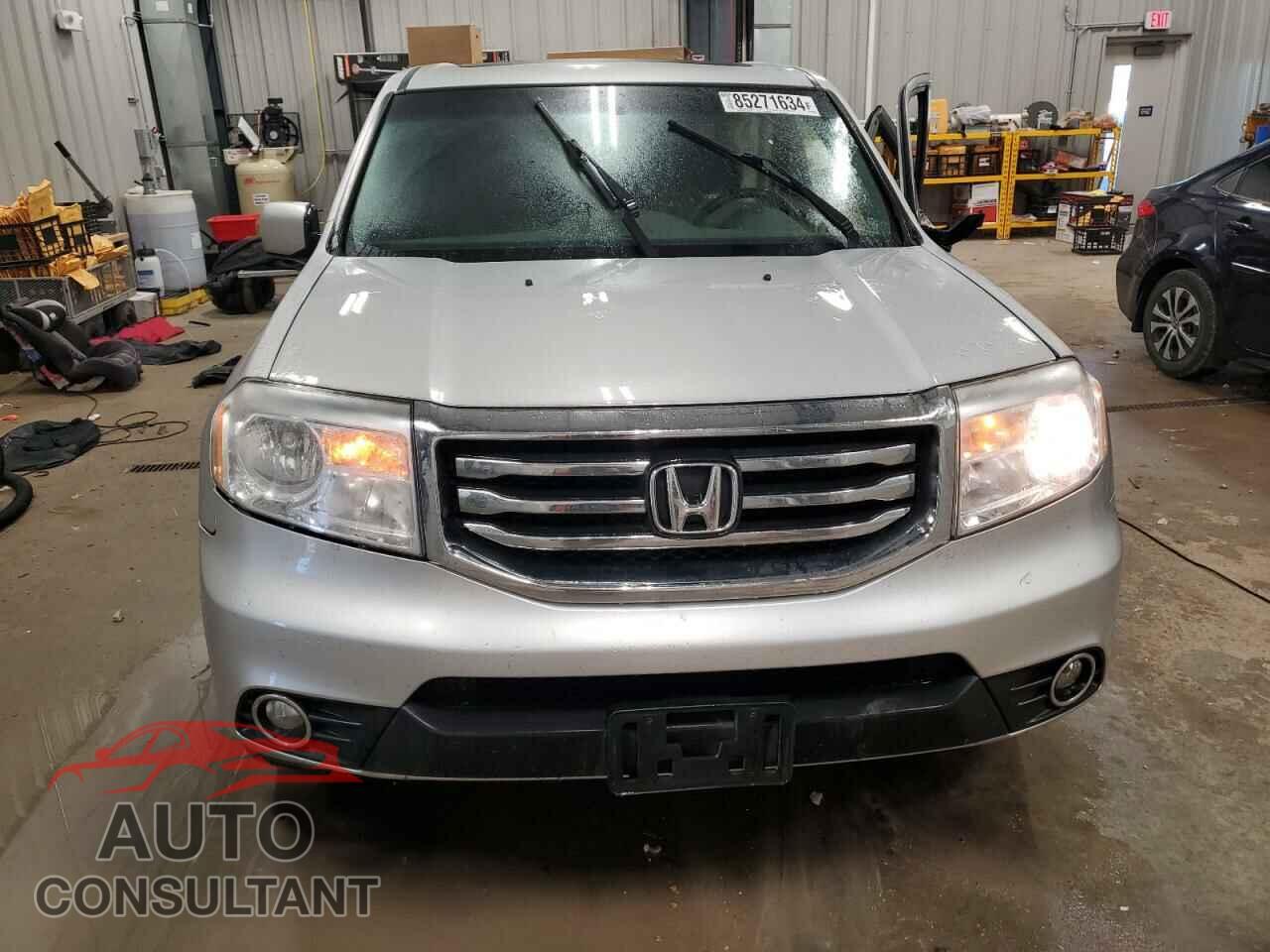 HONDA PILOT 2012 - 5FNYF4H50CB086814