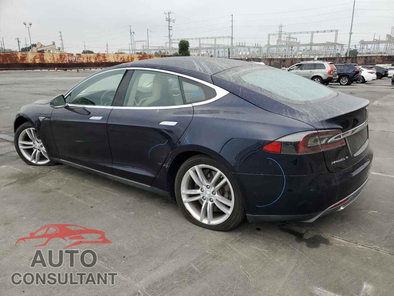 TESLA MODEL S 2014 - 5YJSA1H1XEFP66819