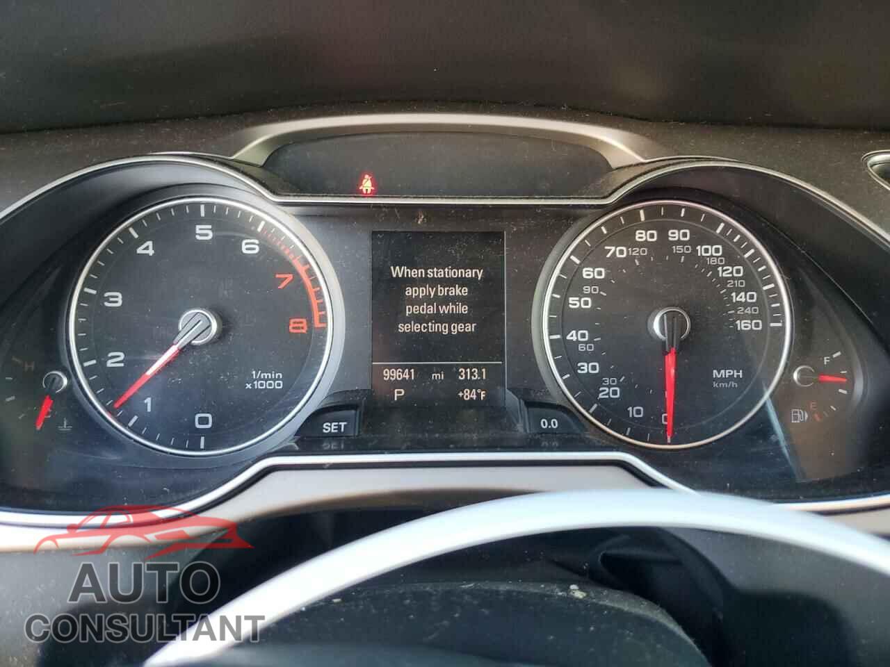AUDI A4 2013 - WAUEFAFLXDN044184