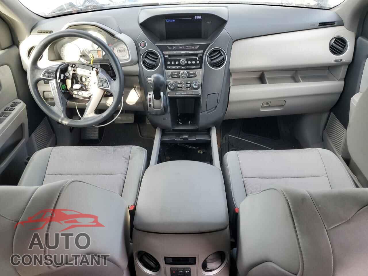 HONDA PILOT 2013 - 5FNYF3H48DB015671