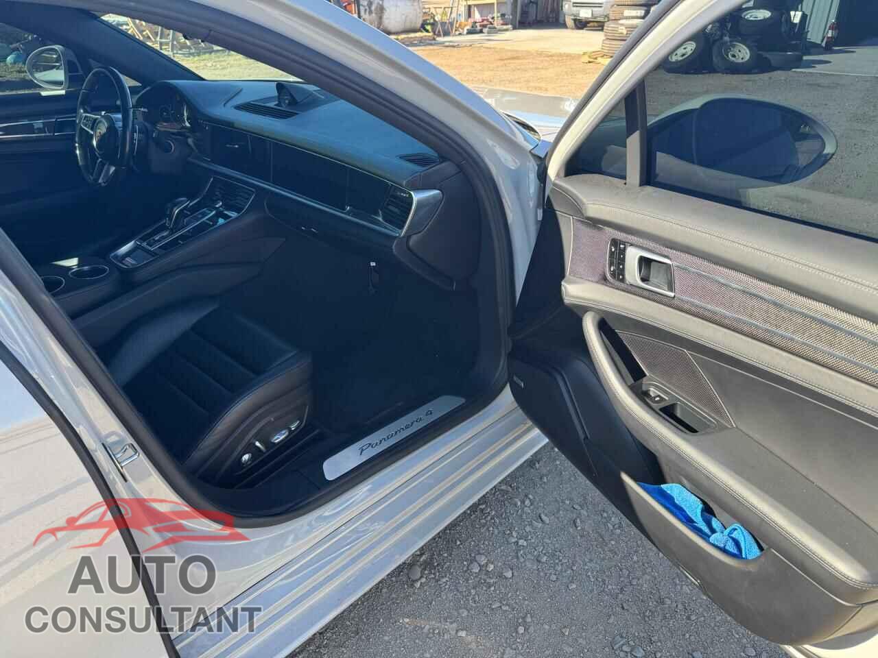 PORSCHE PANAMERA 2018 - WP0BE2A75JL160103