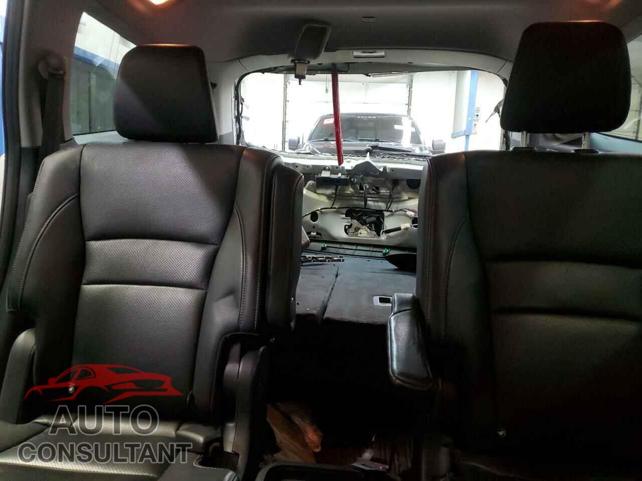 HONDA PILOT 2017 - 5FNYF6H06HB050049