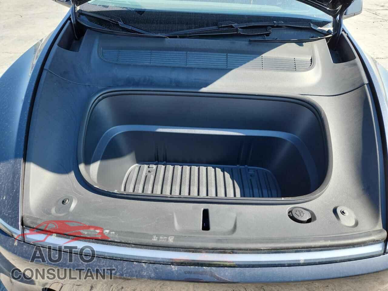TESLA MODEL Y 2026 - 7SAYGDED4TF370233