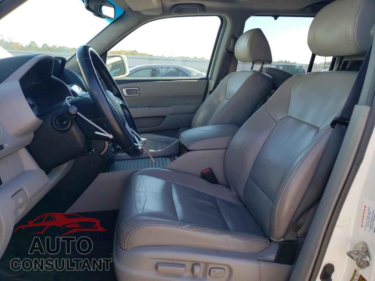 HONDA PILOT 2012 - 5FNYF4H90CB059311