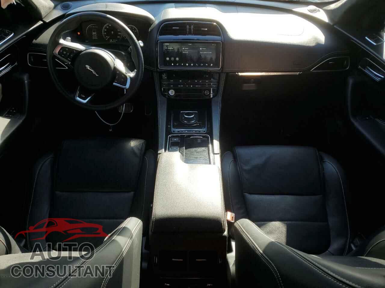 JAGUAR F-PACE 2018 - SADCM2FV6JA298604