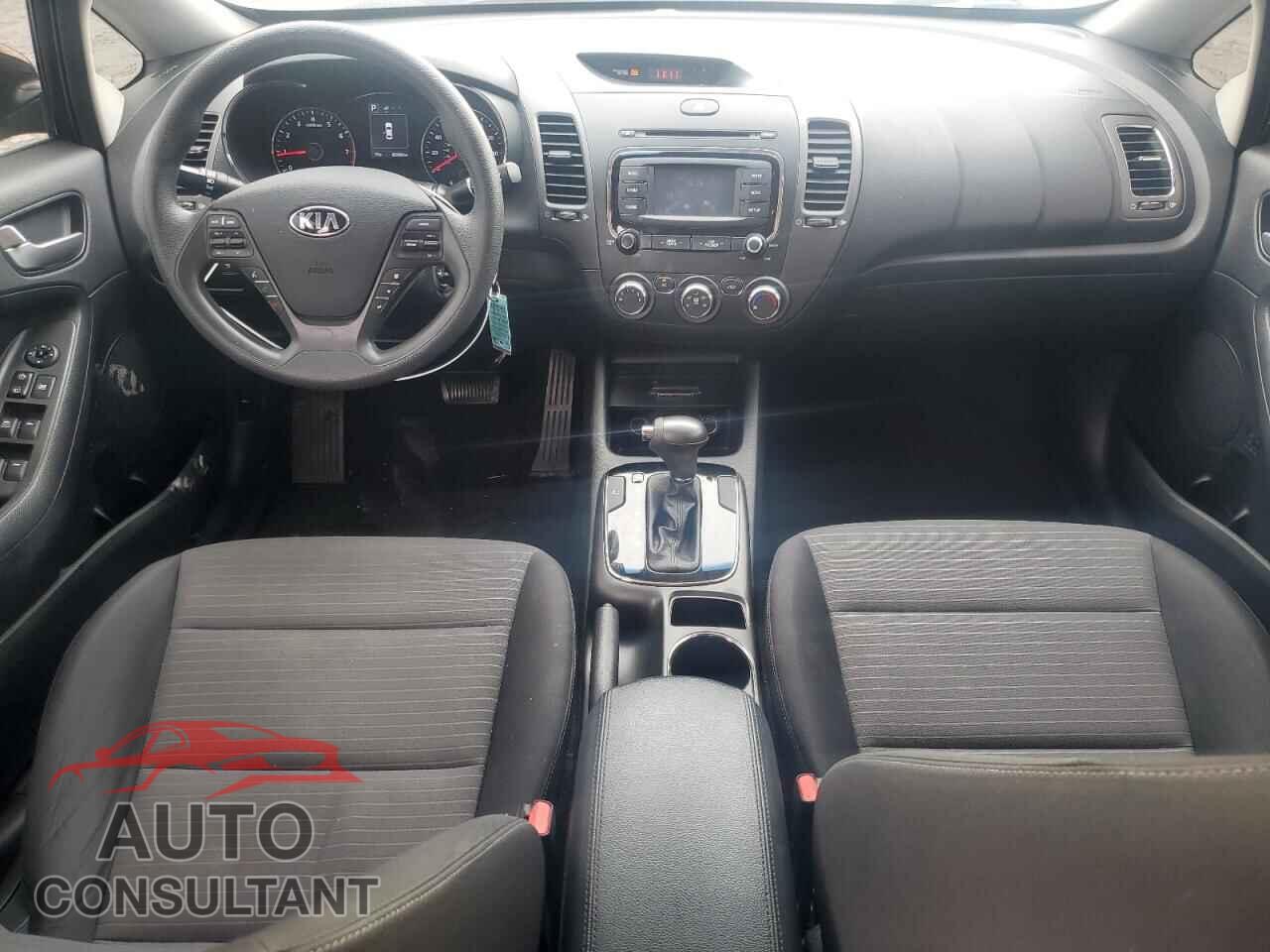 KIA FORTE 2017 - 3KPFL4A77HE129344
