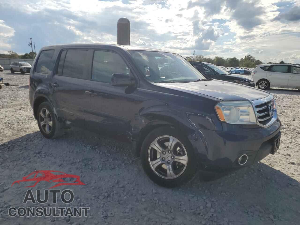 HONDA PILOT 2015 - 5FNYF3H56FB010089