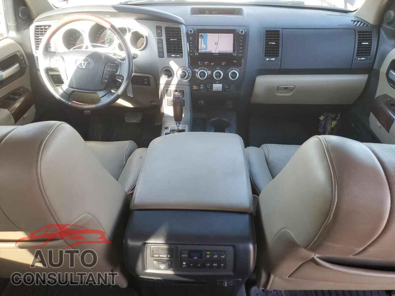 TOYOTA SEQUOIA 2012 - 5TDDW5G16CS067277