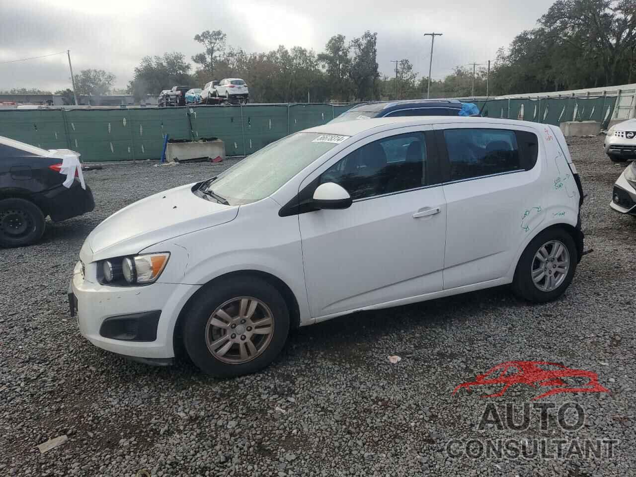 CHEVROLET SONIC 2013 - 1G1JC6SH3D4125325