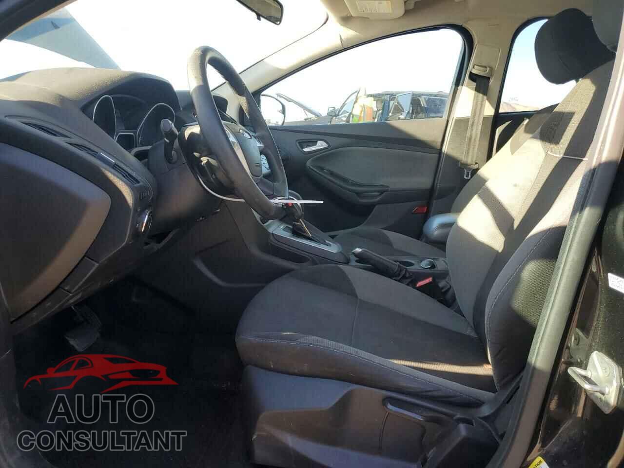 FORD FOCUS 2014 - 1FADP3F23EL111452