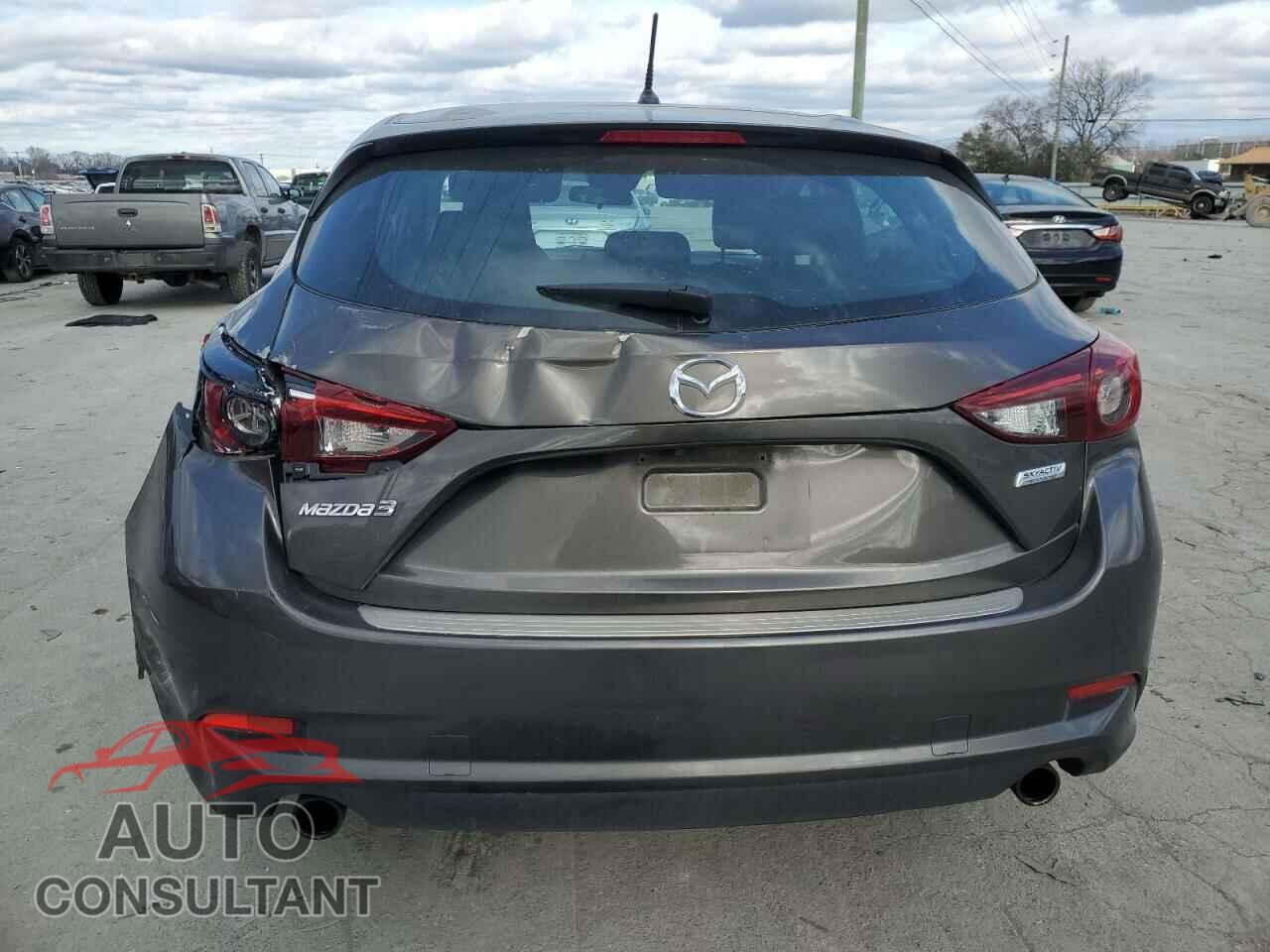 MAZDA 3 2017 - 3MZBN1L70HM118595