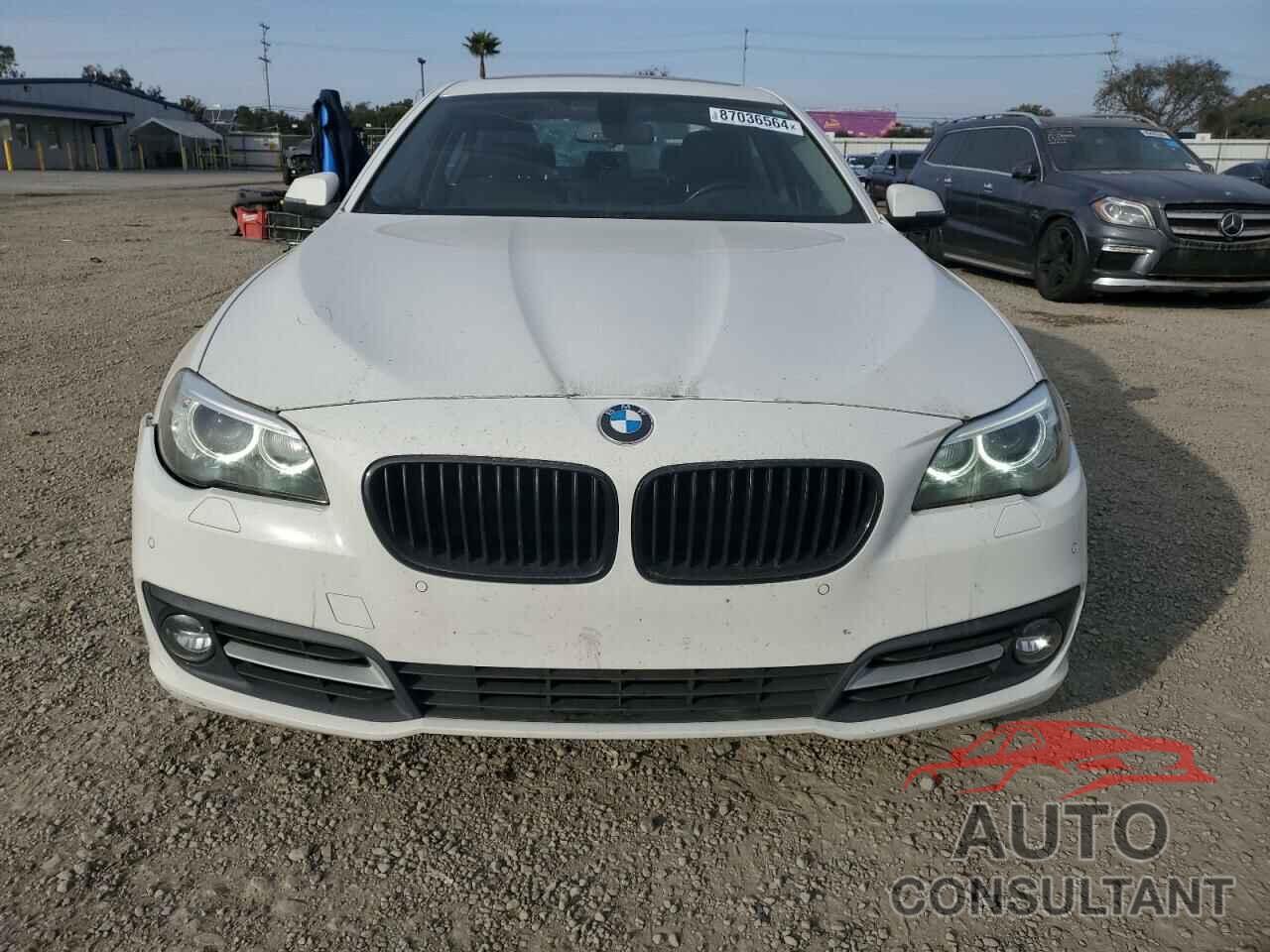 BMW 5 SERIES 2016 - WBA5A5C52GG352325
