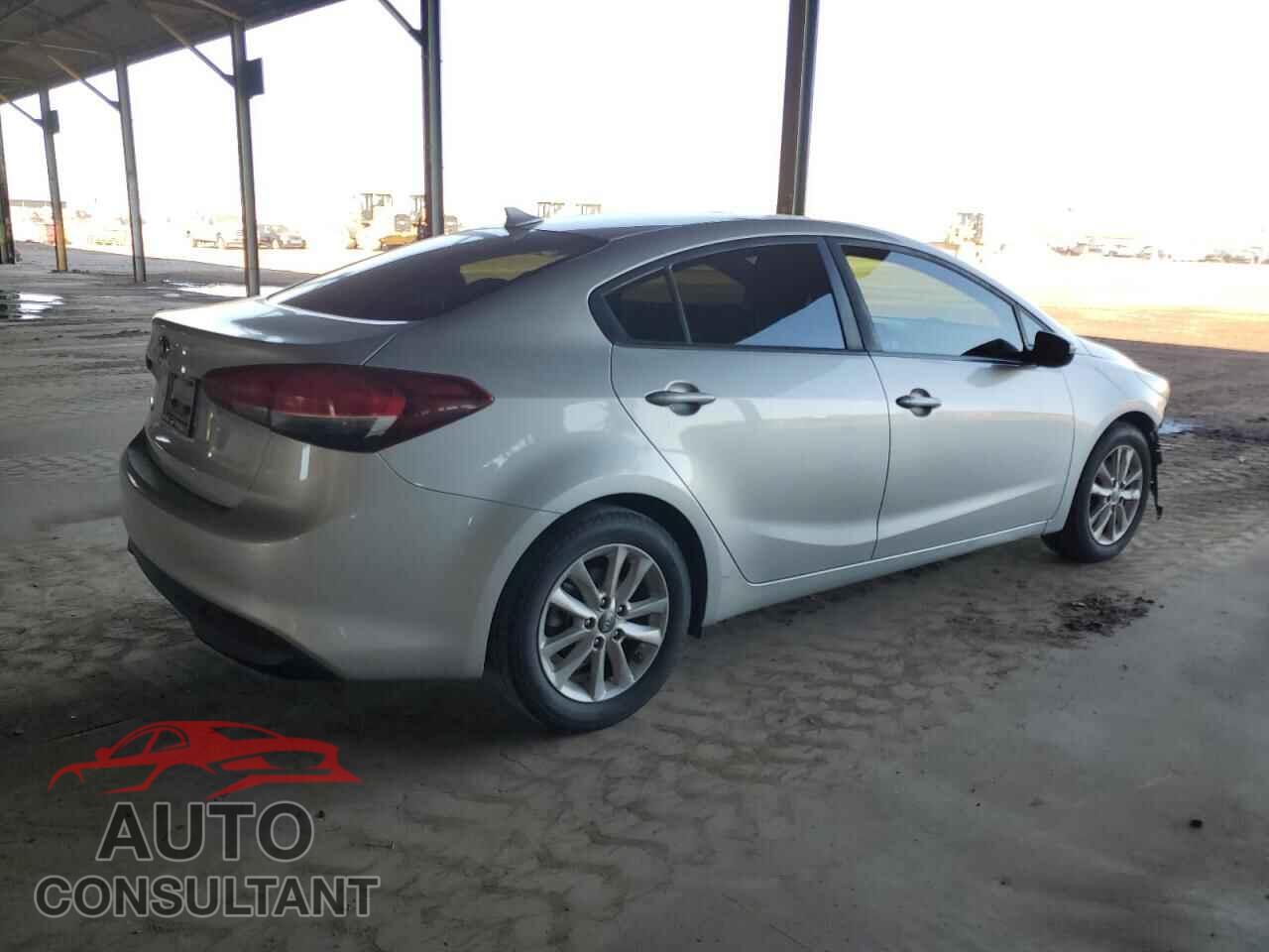 KIA FORTE 2017 - 3KPFL4A72HE047666