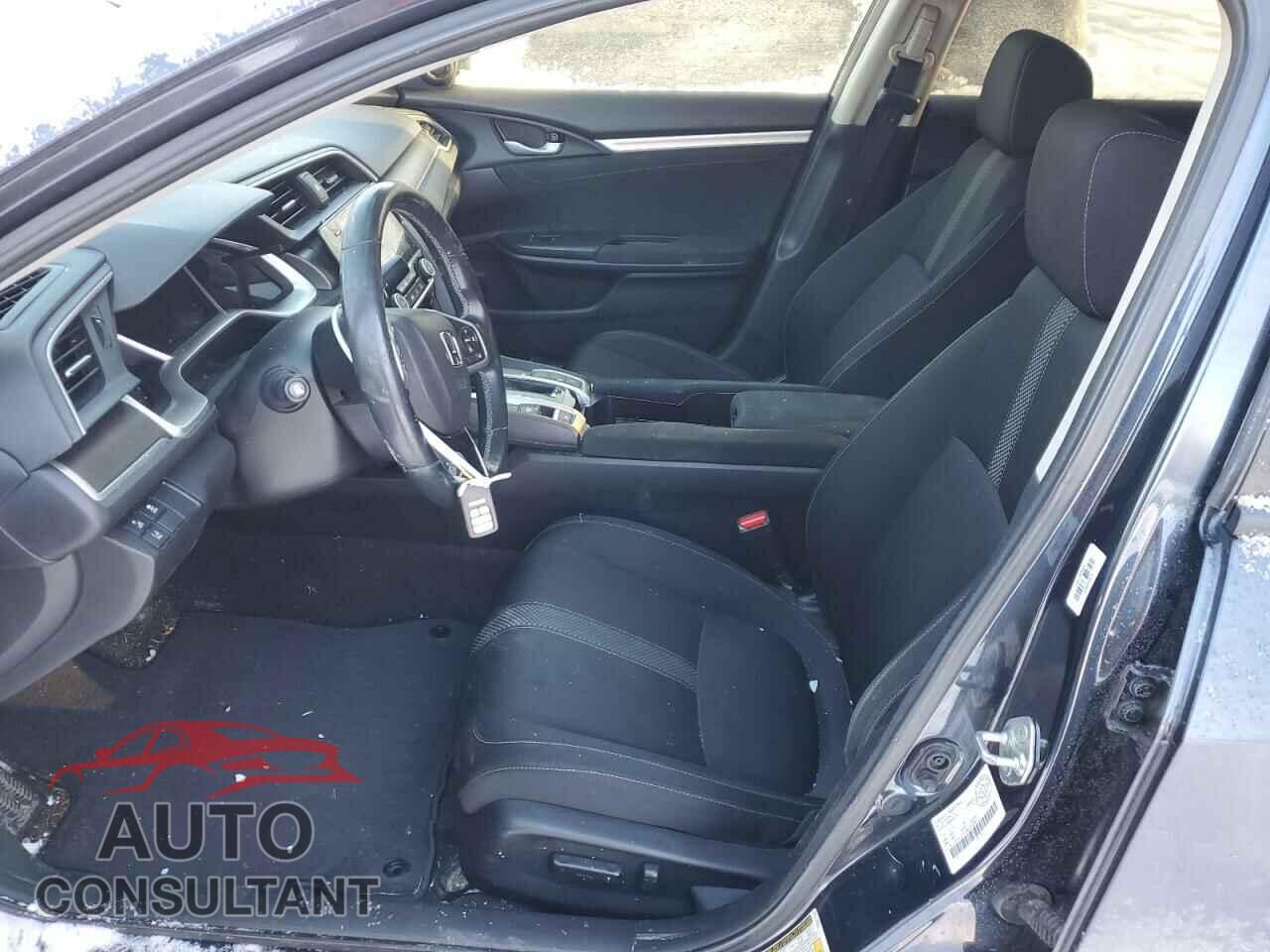 HONDA CIVIC 2019 - 2HGFC2F79KH009815