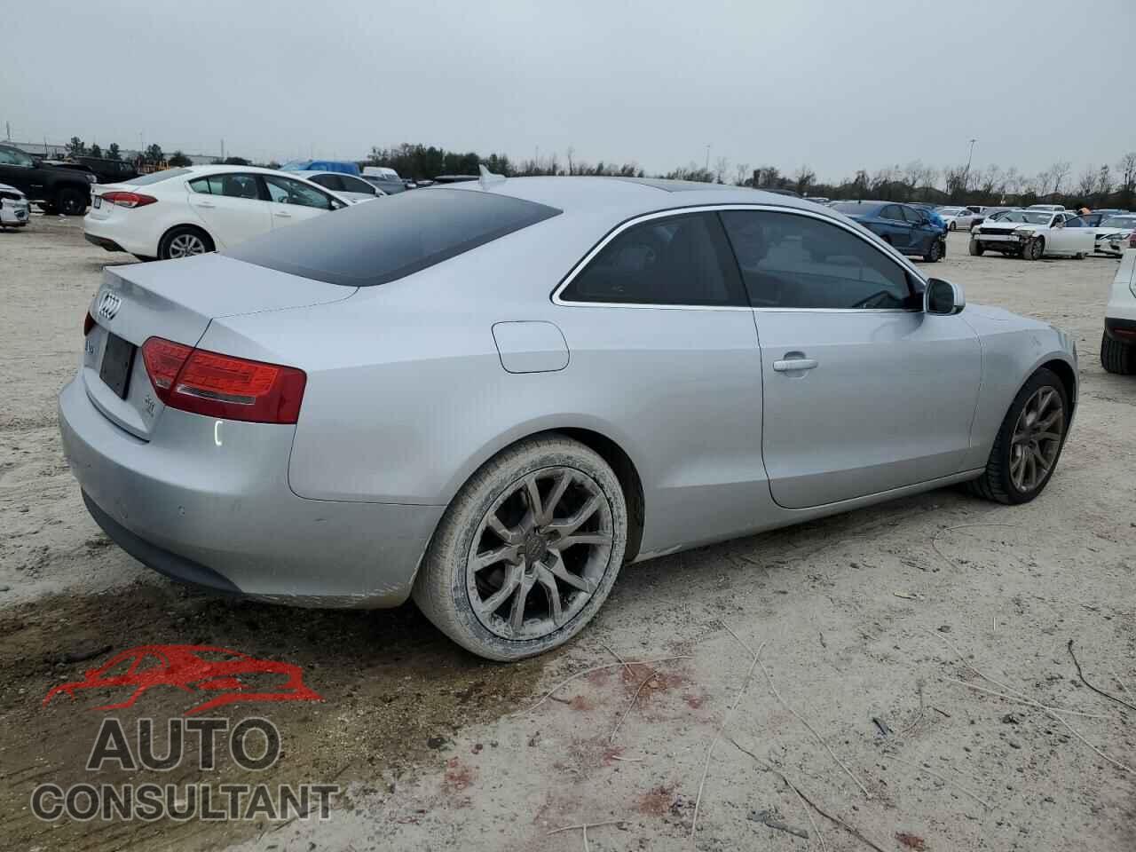 AUDI A5 2012 - WAUVFAFR7CA004199