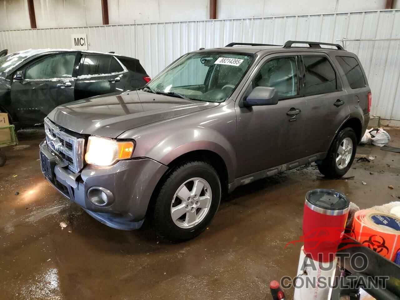 FORD ESCAPE 2010 - 1FMCU9D78AKC91054