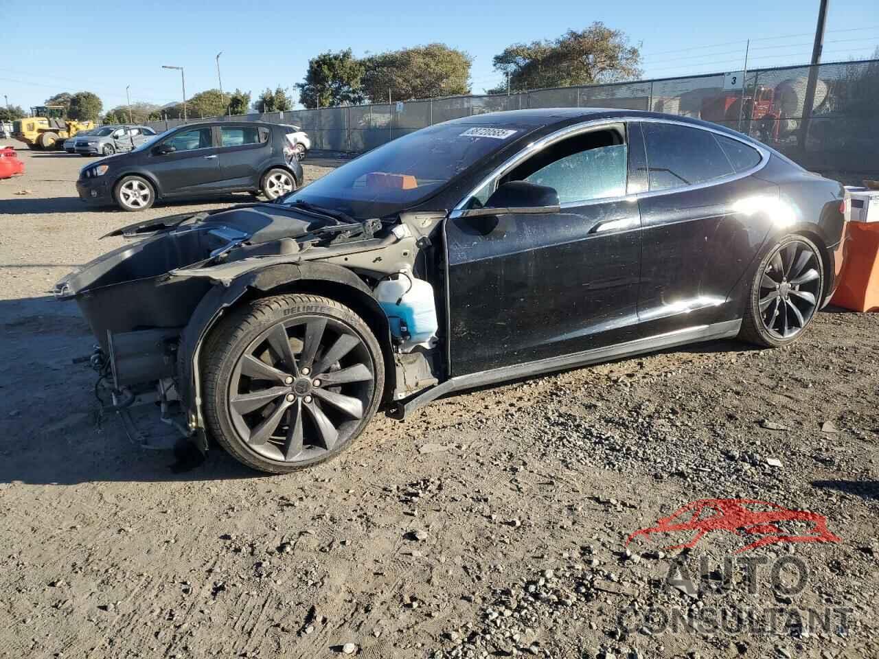 TESLA MODEL S 2013 - 5YJSA1DP9DFP13733