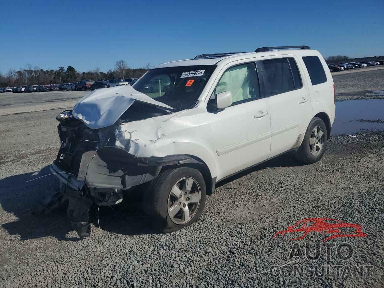 HONDA PILOT 2010 - 5FNYF3H68AB008930