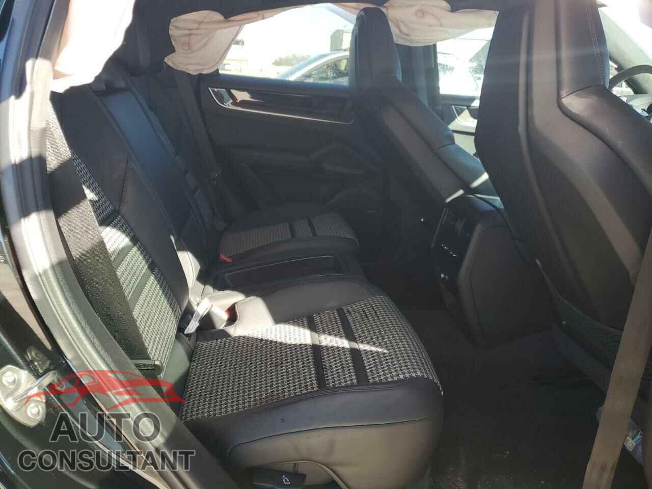 PORSCHE CAYENNE 2024 - WP1BL2AY2RDA60107