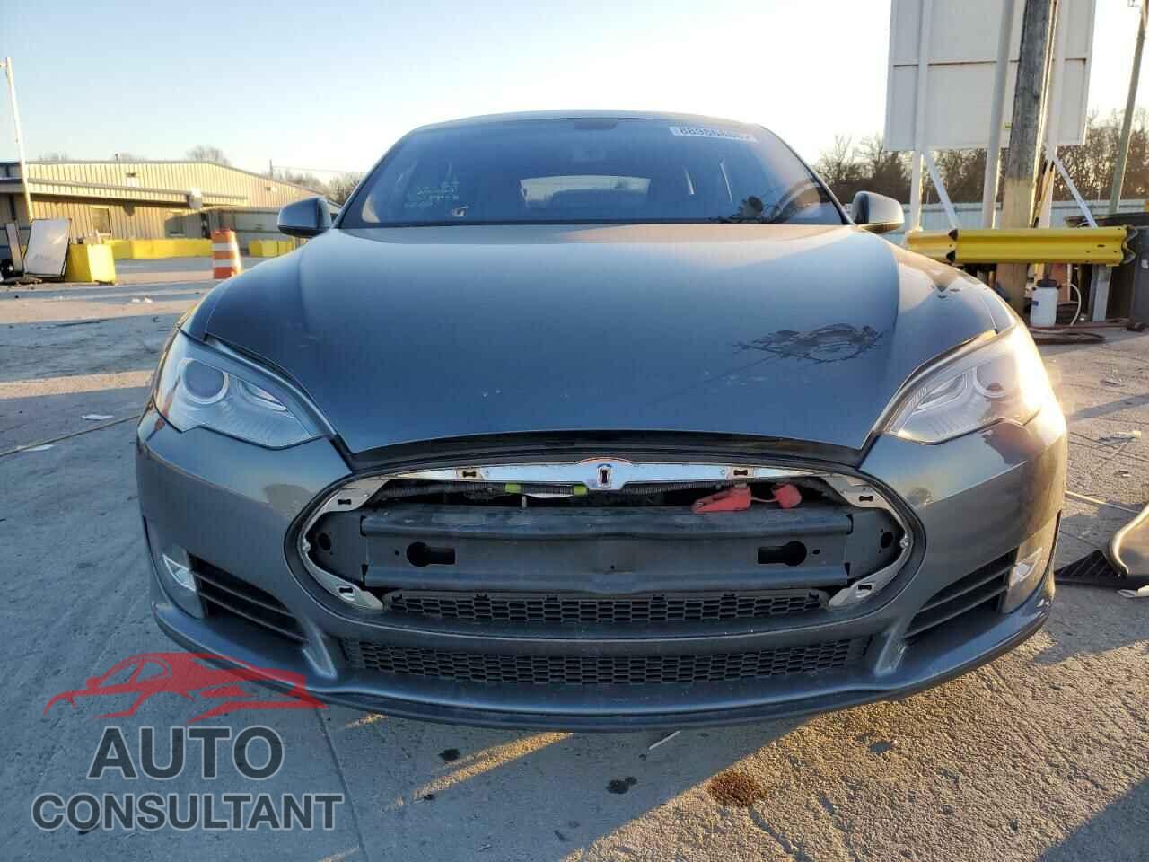 TESLA MODEL S 2013 - 5YJSA1CP6DFP17482