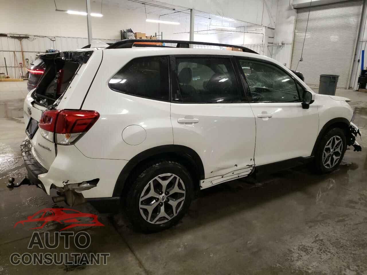 SUBARU FORESTER 2019 - JF2SKAEC9KH576137