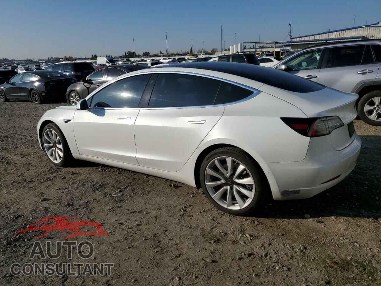 TESLA MODEL 3 2019 - 5YJ3E1EA7KF311855