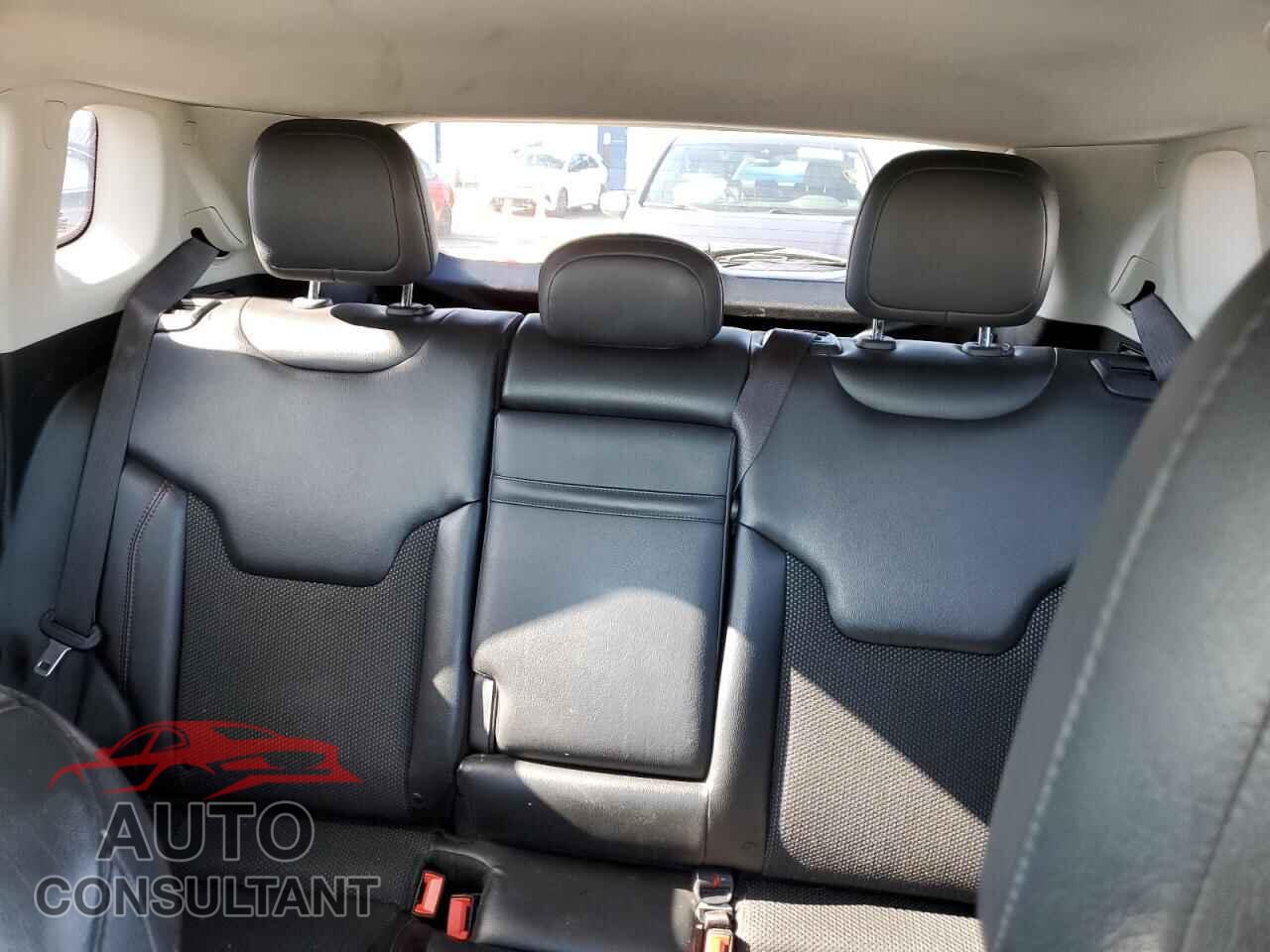 JEEP COMPASS 2019 - 3C4NJDDB4KT627389