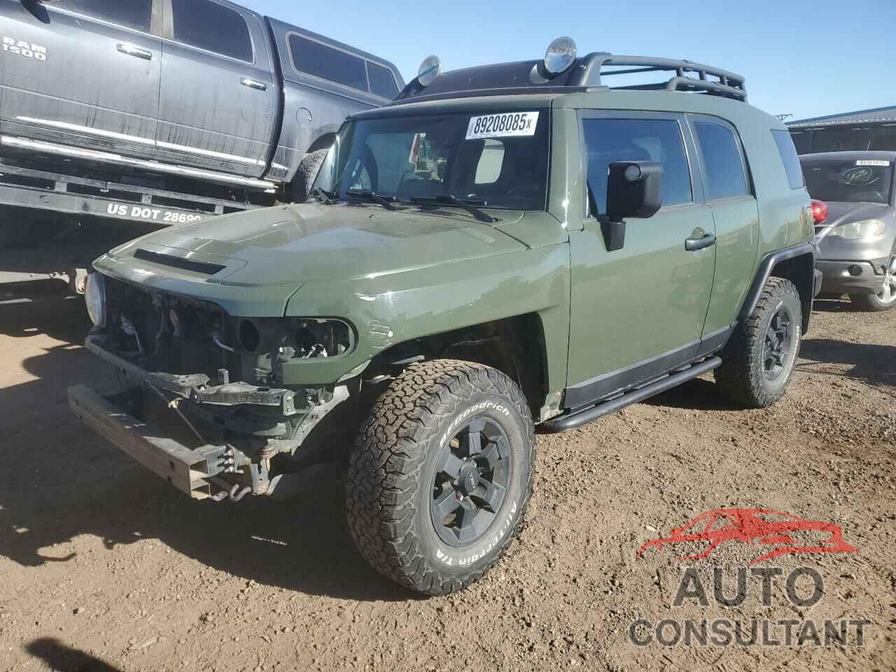 TOYOTA FJ CRUISER 2011 - JTEBU4BF4BK116147