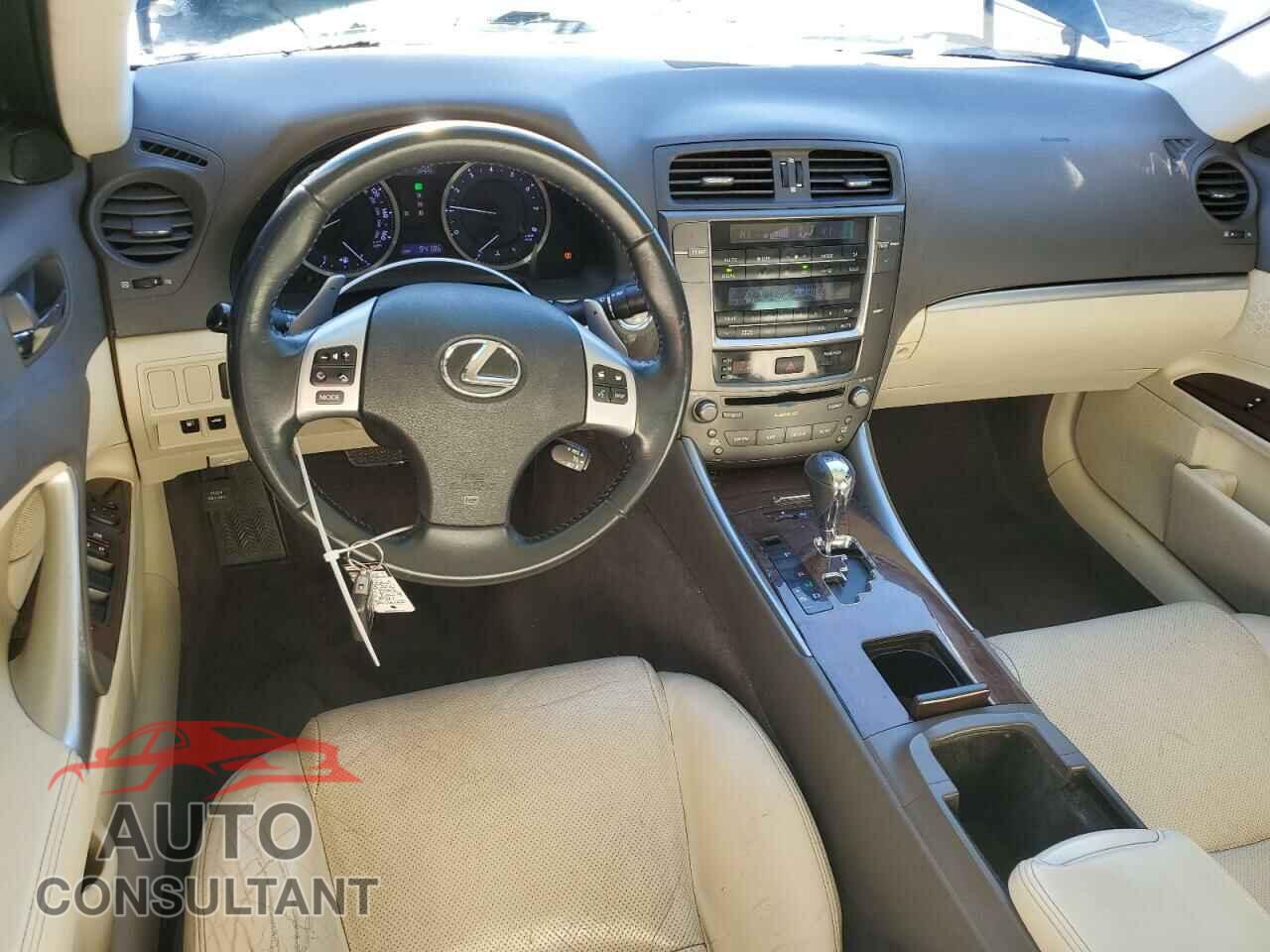 LEXUS IS 2012 - JTHCF5C24C5057863