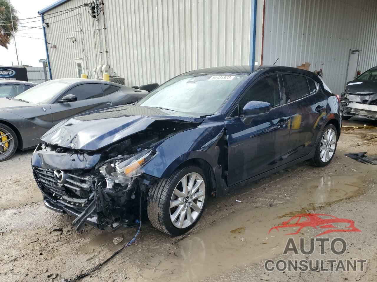 MAZDA 3 2017 - 3MZBN1L74HM119068