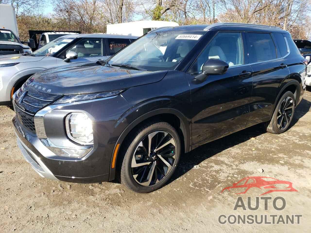 MITSUBISHI OUTLANDER 2024 - JA4J3WA84RZ063138