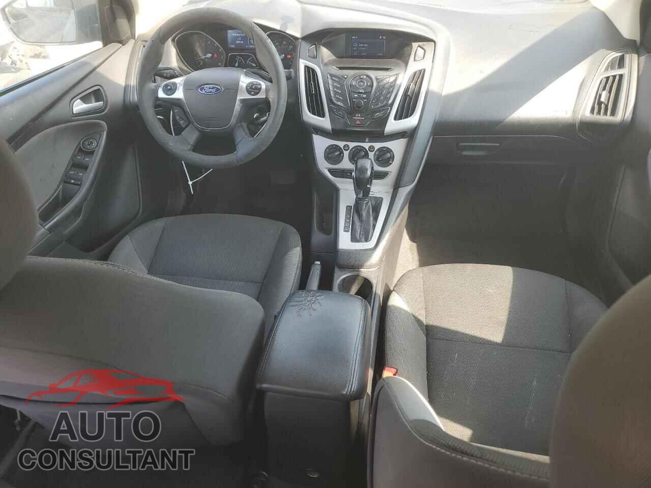 FORD FOCUS 2014 - 1FADP3F29EL388171