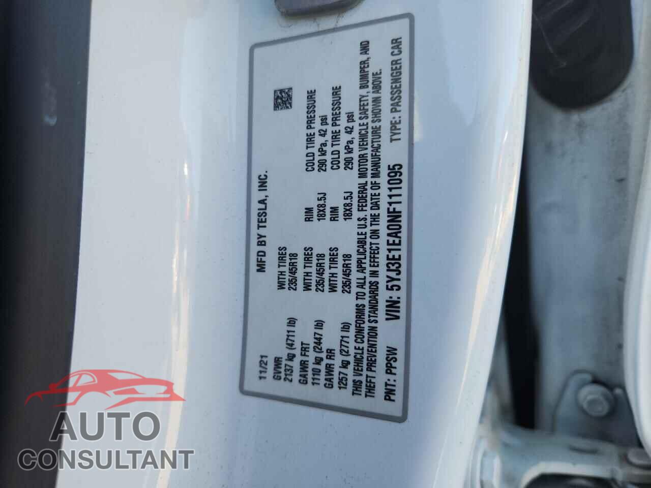 TESLA MODEL 3 2022 - 5YJ3E1EA0NF111095