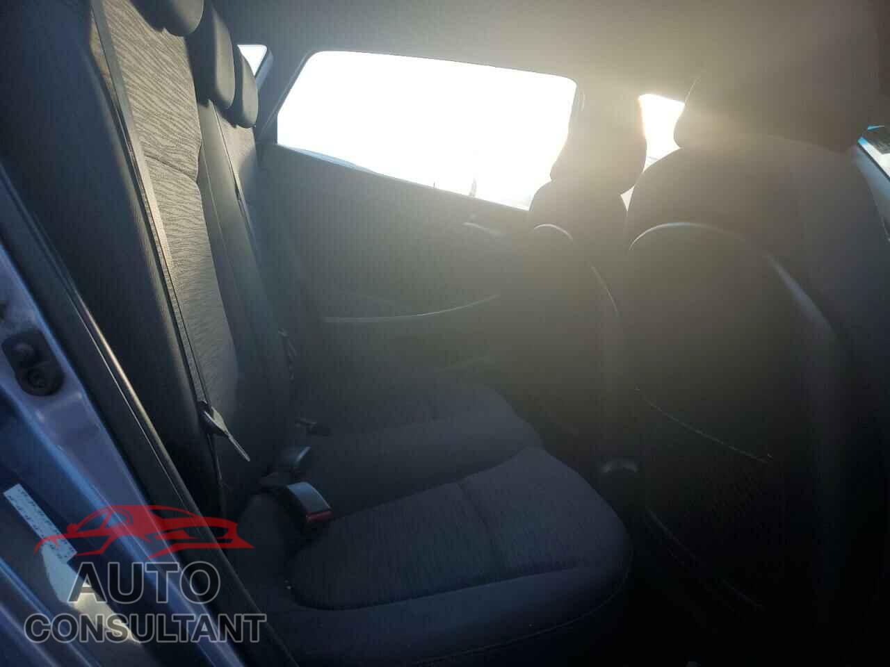 HYUNDAI ACCENT 2017 - KMHCT5AE3HU302006