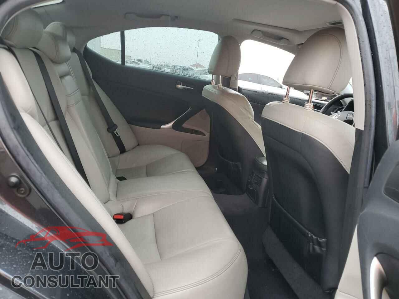 LEXUS IS 2010 - JTHBF5C22A5114621