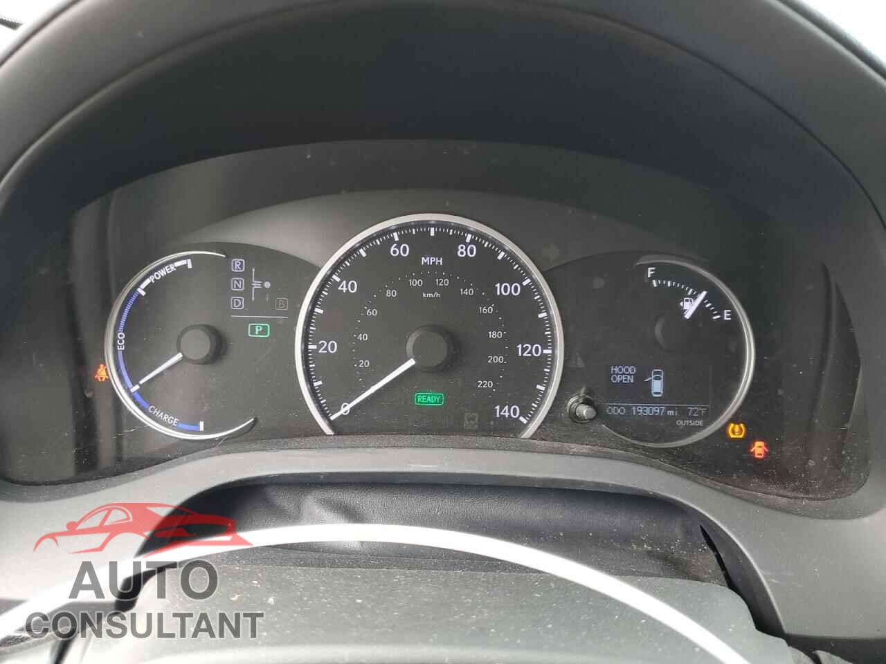 LEXUS CT 200 2011 - JTHKD5BH2B2031950