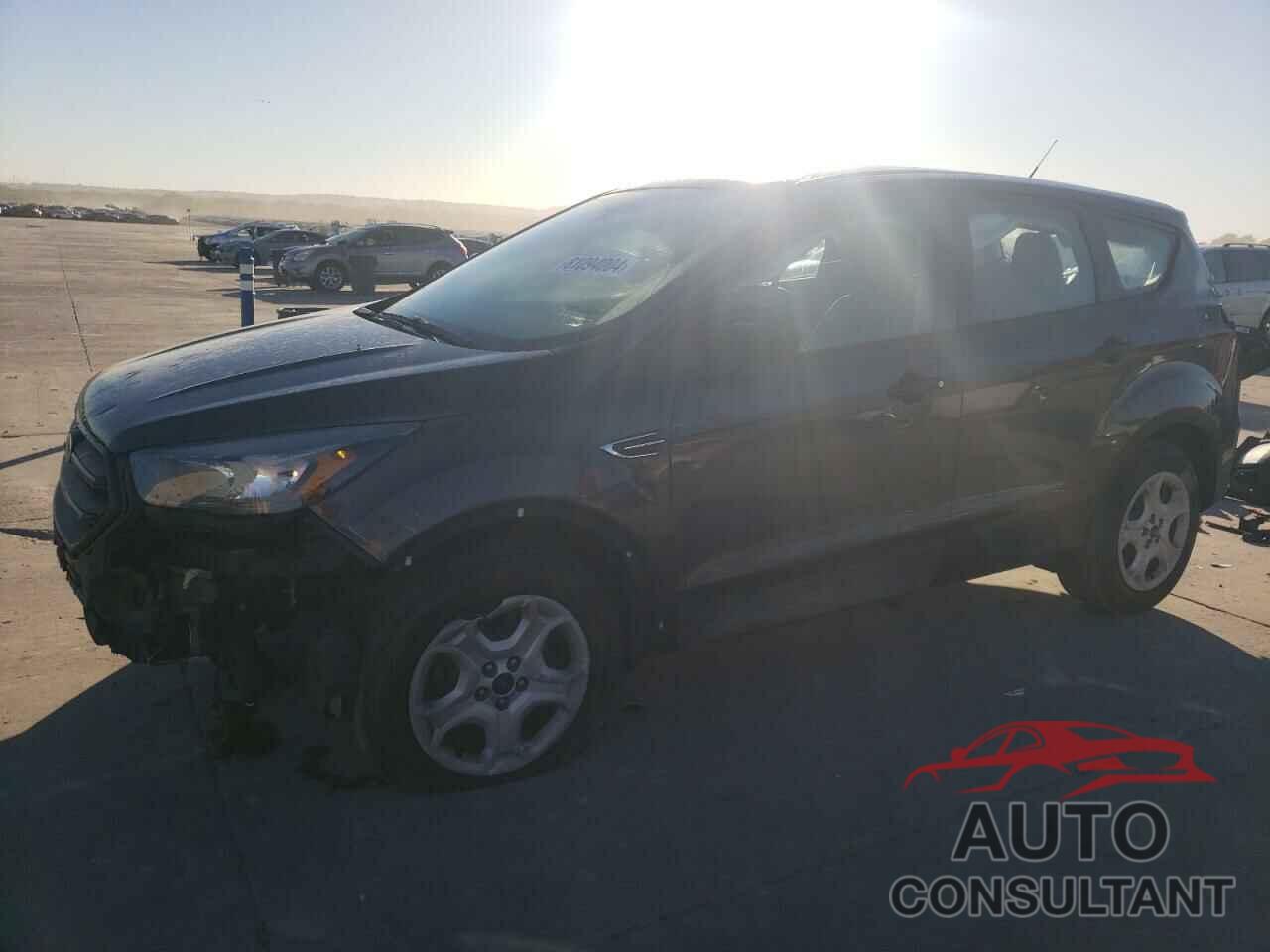 FORD ESCAPE 2018 - 1FMCU0F7XJUA83741